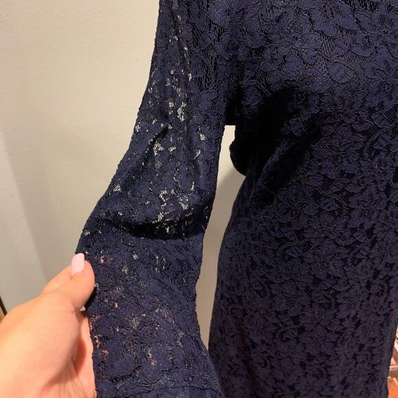 Diane von Furstenberg Navy Lace Sheath Dress | Size 12 | 3/4 Sleeve Cocktail - Picture 2 of 10
